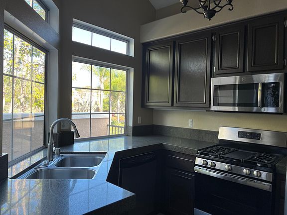 4th image of 174 Montara Dr