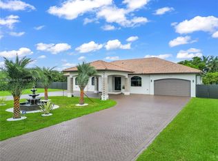 22450 SW 184th Ave, Miami, FL 33170