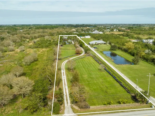 6160 1st St SW, Vero Beach, FL 32968