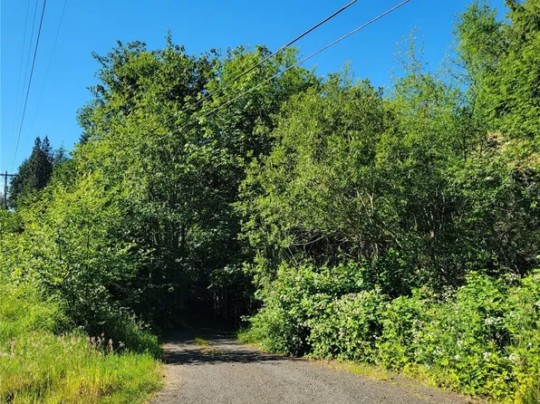 381 E State Route 4, Cathlamet, WA 98612