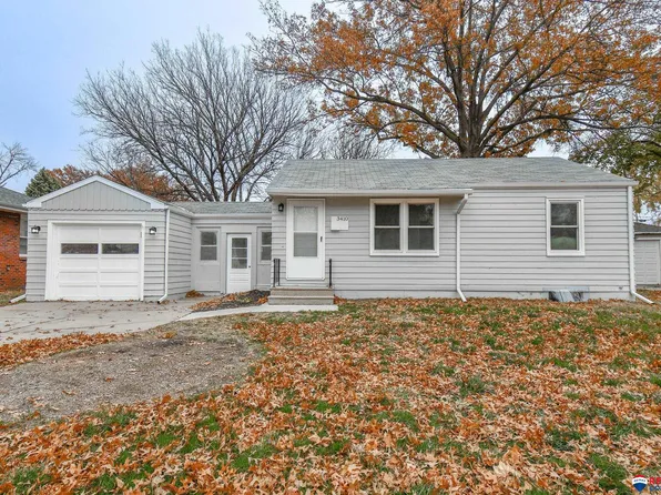 3410 N 52nd St, Lincoln, NE 68504