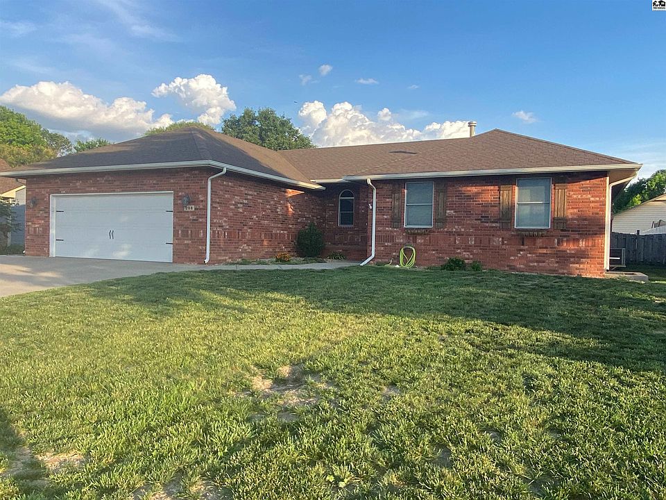 208 Wickersham Dr, Mcpherson, KS 67460 MLS 48572 Zillow