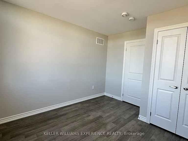 106 Delphi Ln — Photo 10
