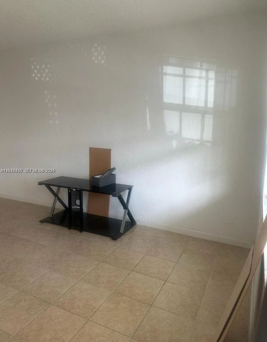 Grove At Wilton Manors Co — Photo 3