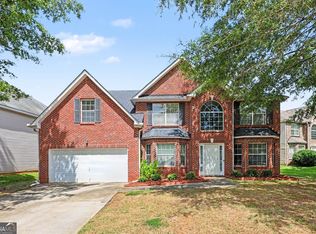 373 Kentwood Springs Dr, Hampton, GA 30228