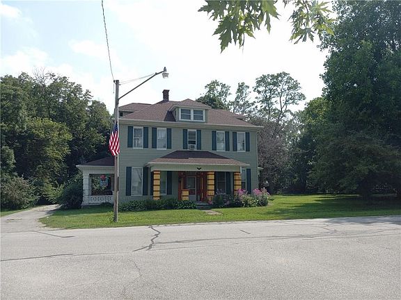 2nd image of 209 E Washington St