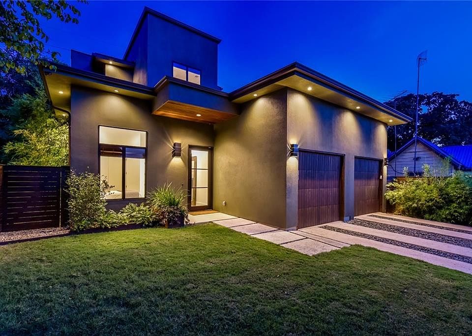 1207 E 13th St, Austin, TX 78702 | Zillow