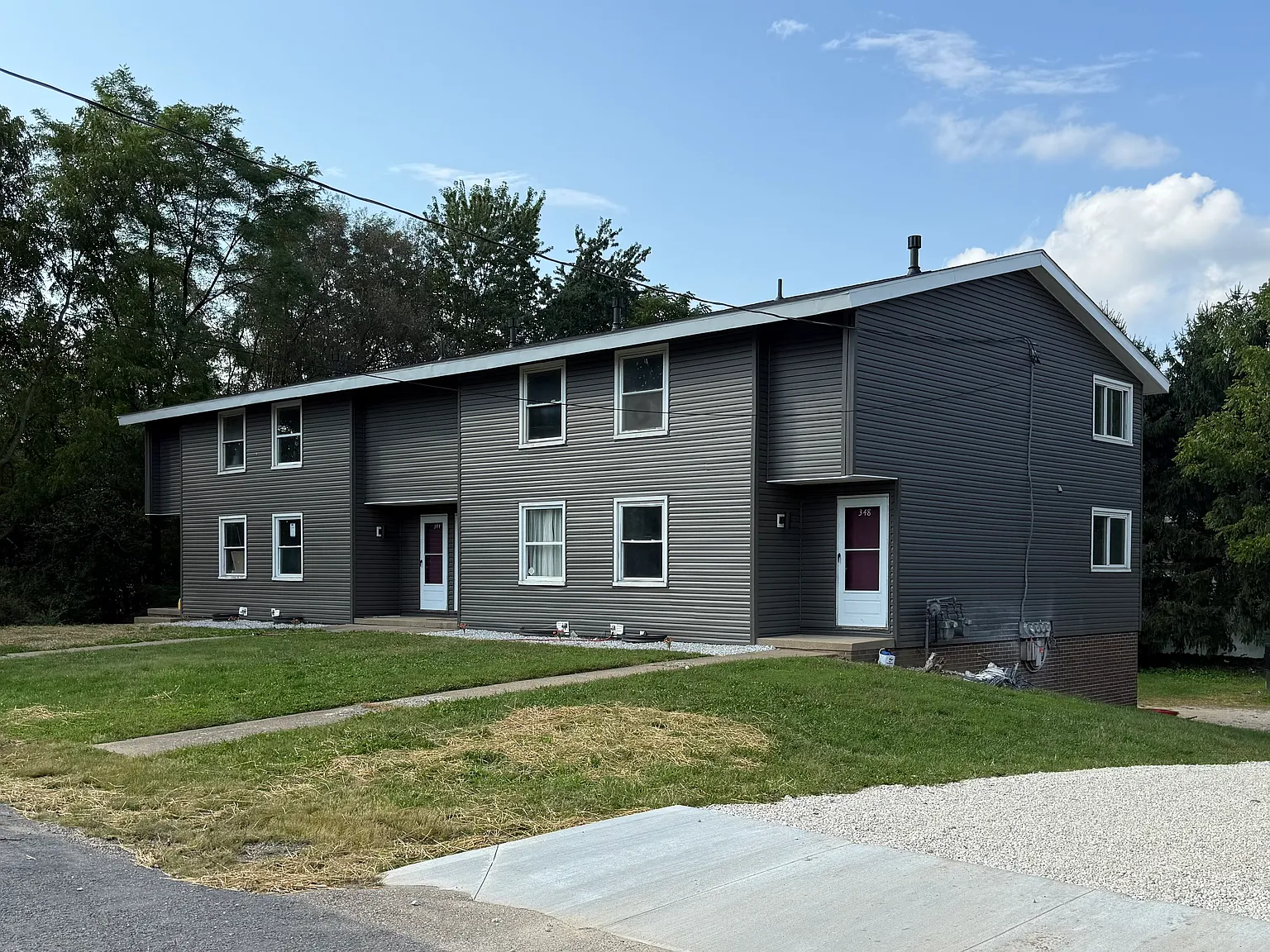 2 bed, 1.5 bath, 800 sqft, $1,399 — Photo 1