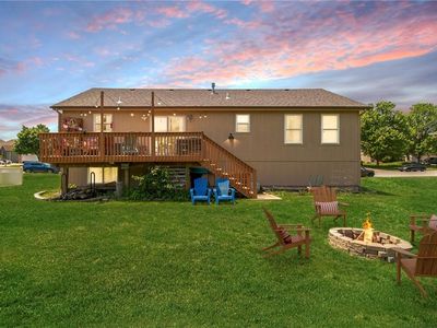1903 NW Rosewood Dr, Grain Valley, MO, 64029