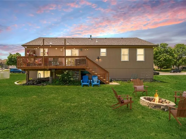 1903 NW Rosewood Dr, Grain Valley, MO 64029