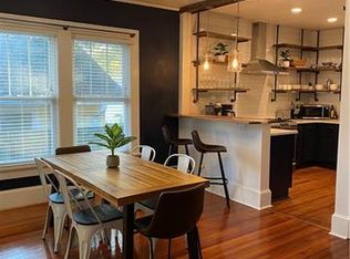 1625 Hawthorne Ln, Charlotte, NC 28205