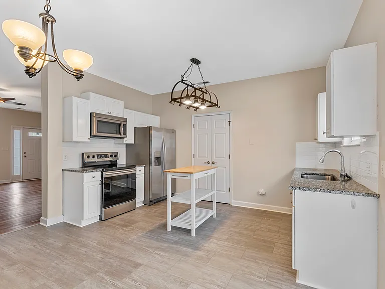 6013 San Marcos Way — Photo 7