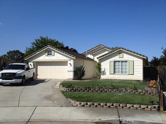 2nd image of 990 Marne Dr