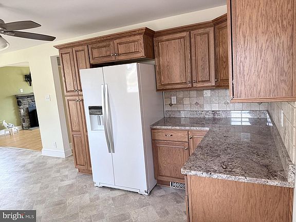 5th image of 302 S Valley Forge Rd