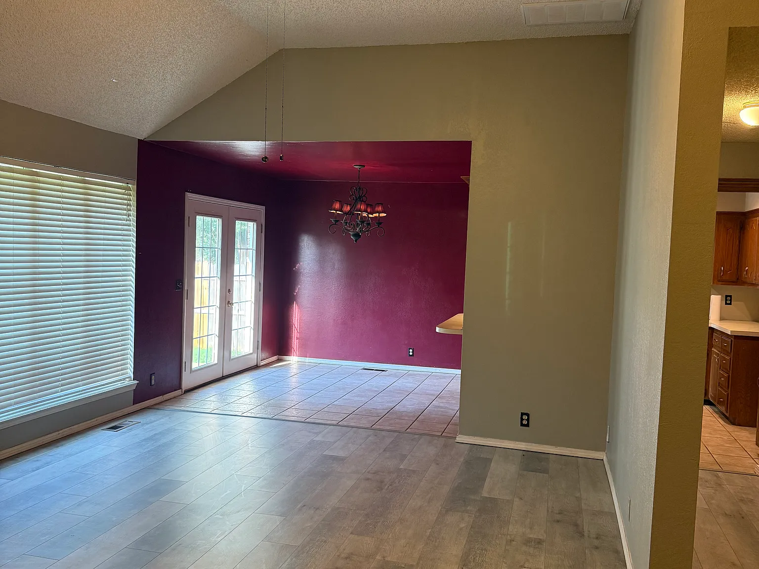 3 bed, 1480 sqft, $1,700 — Photo 2