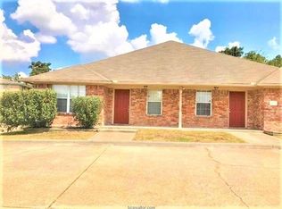 1204 Webhollow Cir #B, Bryan, TX 77801