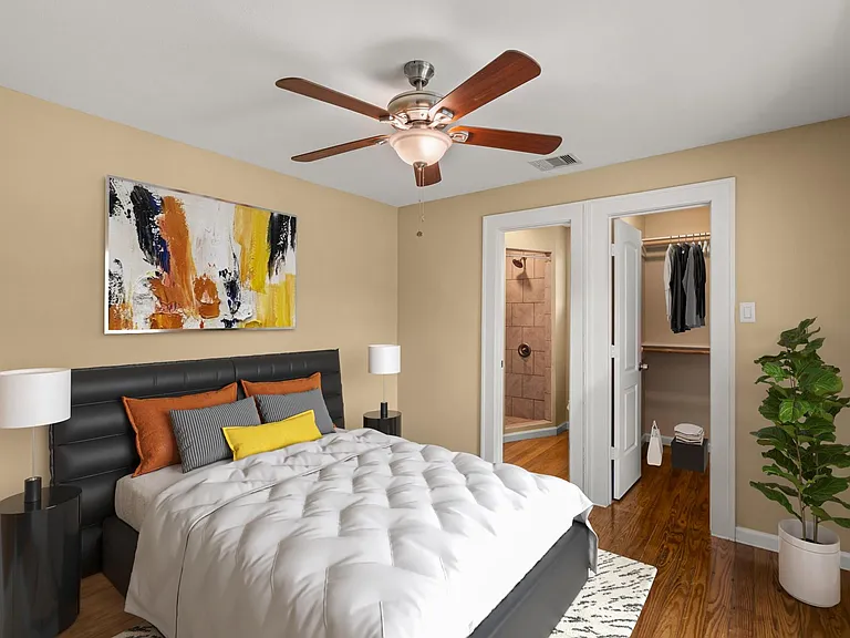 502 Dell Ct — Photo 8