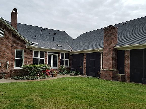 screened in back porch