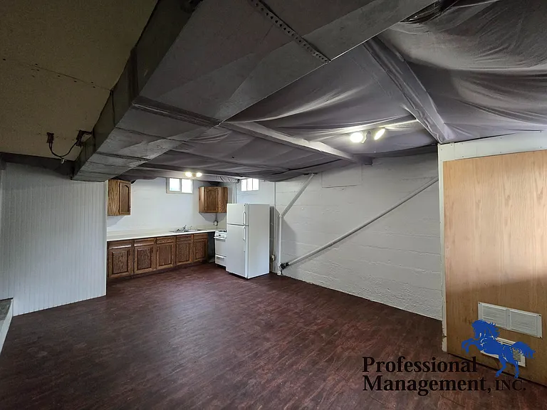 46 Adams St #1/2 — Photo 4