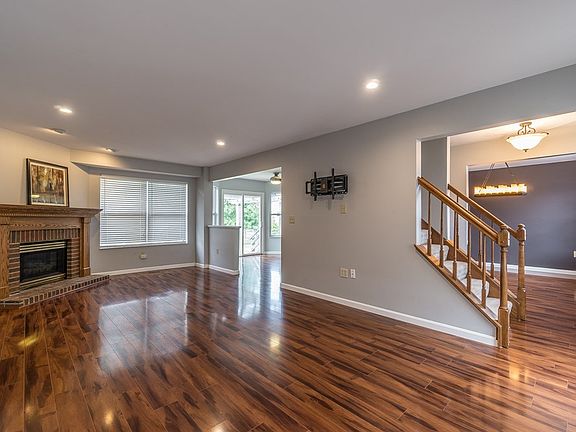 4th image of 8712 Sentry Dr