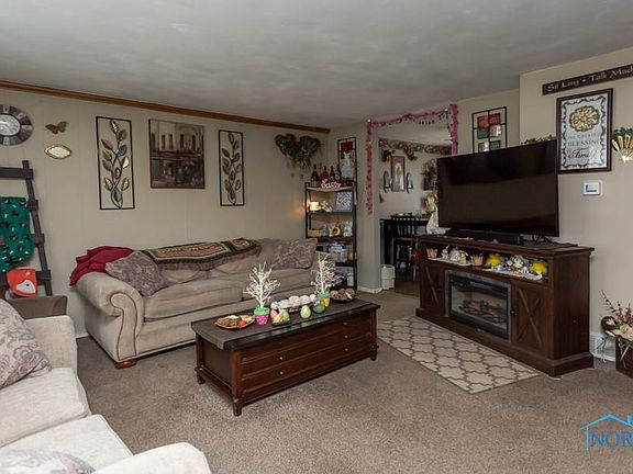 2nd image of 4216 Northshire Dr