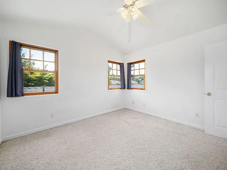 2525 Gail Pl — Photo 30