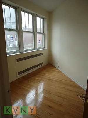 Rented by KVNY Soho | media 20