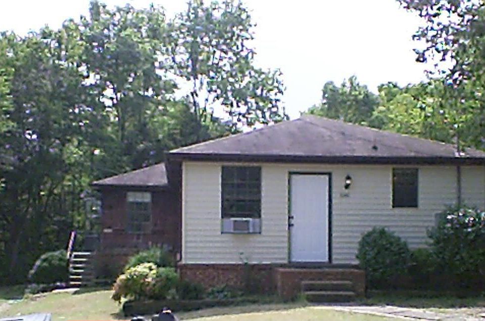 1st image of 3000 Goodwin Dr