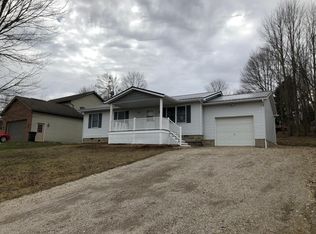 923 Fairway Dr, Howard, OH 43028
