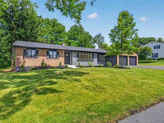 4th image of 418 Elm Dr