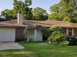 184 Cedar Tree Ln, Cantonment, FL 32533