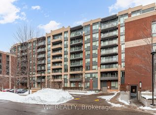 28 Uptown Dr #316, Markham, ON L3R 5M8