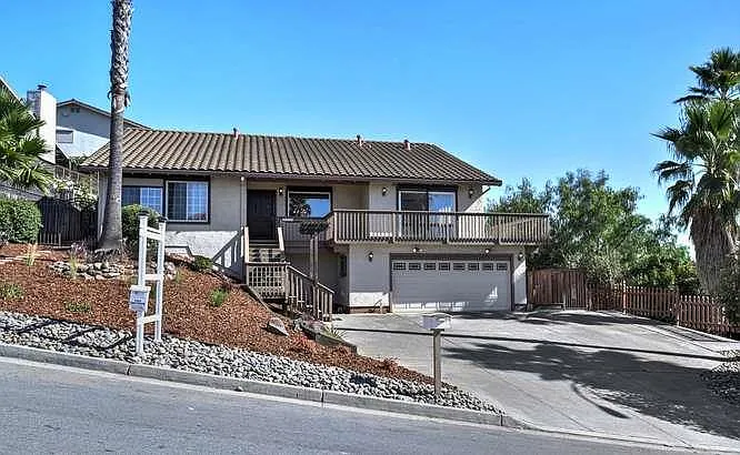 3988 Blue Gum Dr photo 1