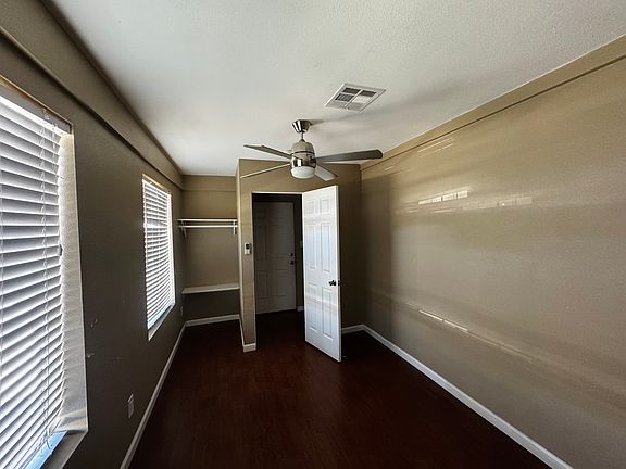 5th image of 164 N 7th Ave #1