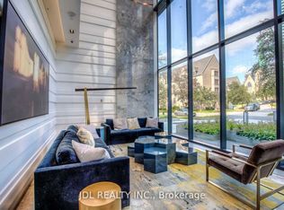 57 Saint Joseph St #1108, Toronto, ON M5S 0C5