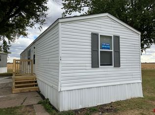 28 Loraine Dr #28, Galesburg, IL 61401