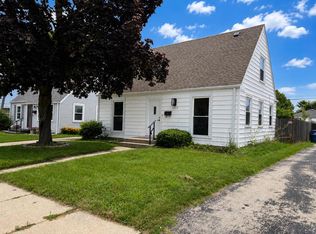 2205 Hayes AVENUE, Racine, WI 53405