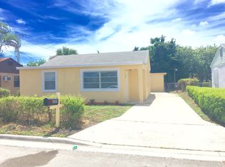 609 W 3rd St, Riviera Beach, FL 33404