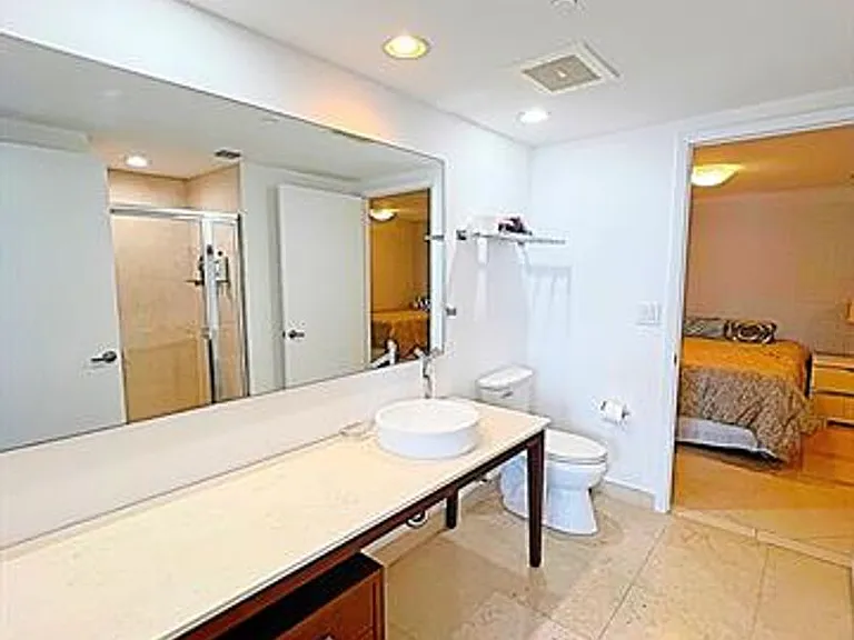 495 Brickell Ave #CU-1605 — Photo 19