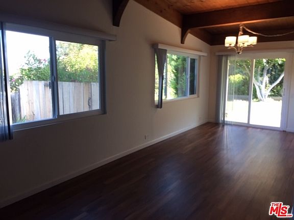 3rd image of 1295 El Hito Cir
