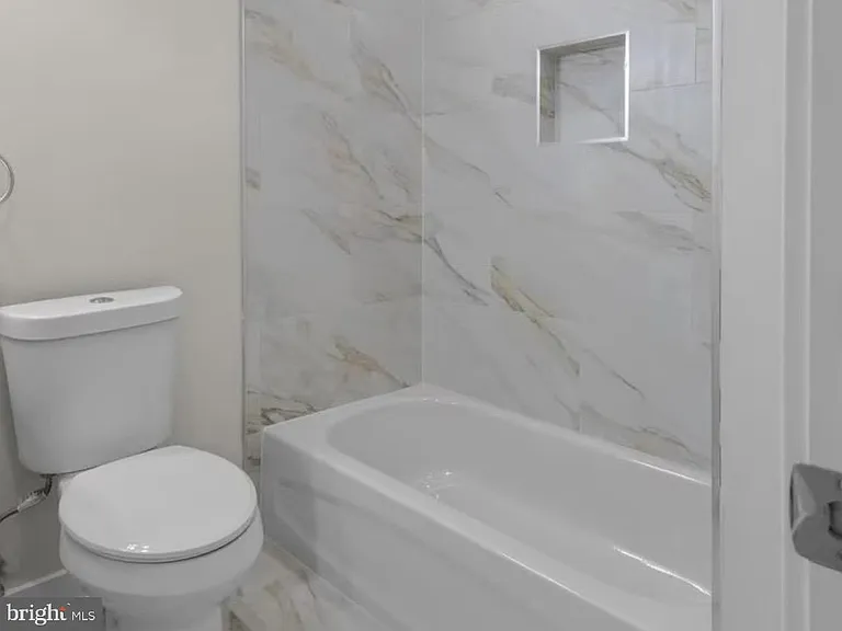 638 N Shedwick St #2 — Photo 15