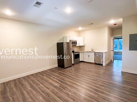 5th image of 5407 Hixson Pike Suite 209