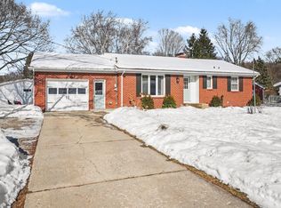 531 E Seminole Dr, Fremont, MI 49412