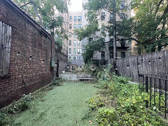 4th image of 1202 Carroll St #1B