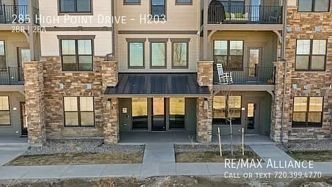 285 High Point Dr #H-203 — Photo 2