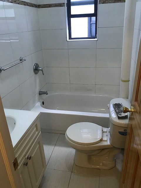 2nd image of 31-41 34th St #1BB