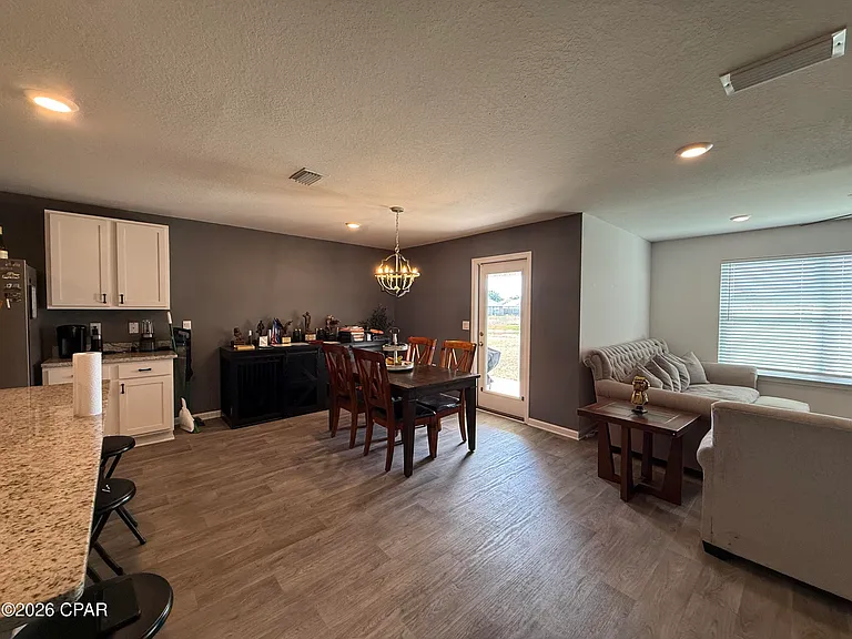 212 Allie Way — Photo 4