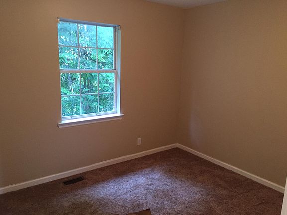 5th image of 914 Ilawood Dr