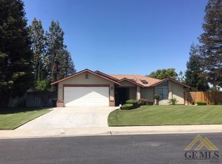 12900 Hillary Way, Bakersfield, CA 93314