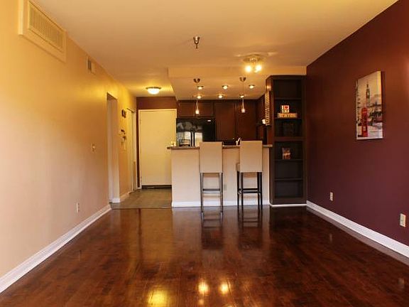 5th image of 5143 Bakman Ave APT 203